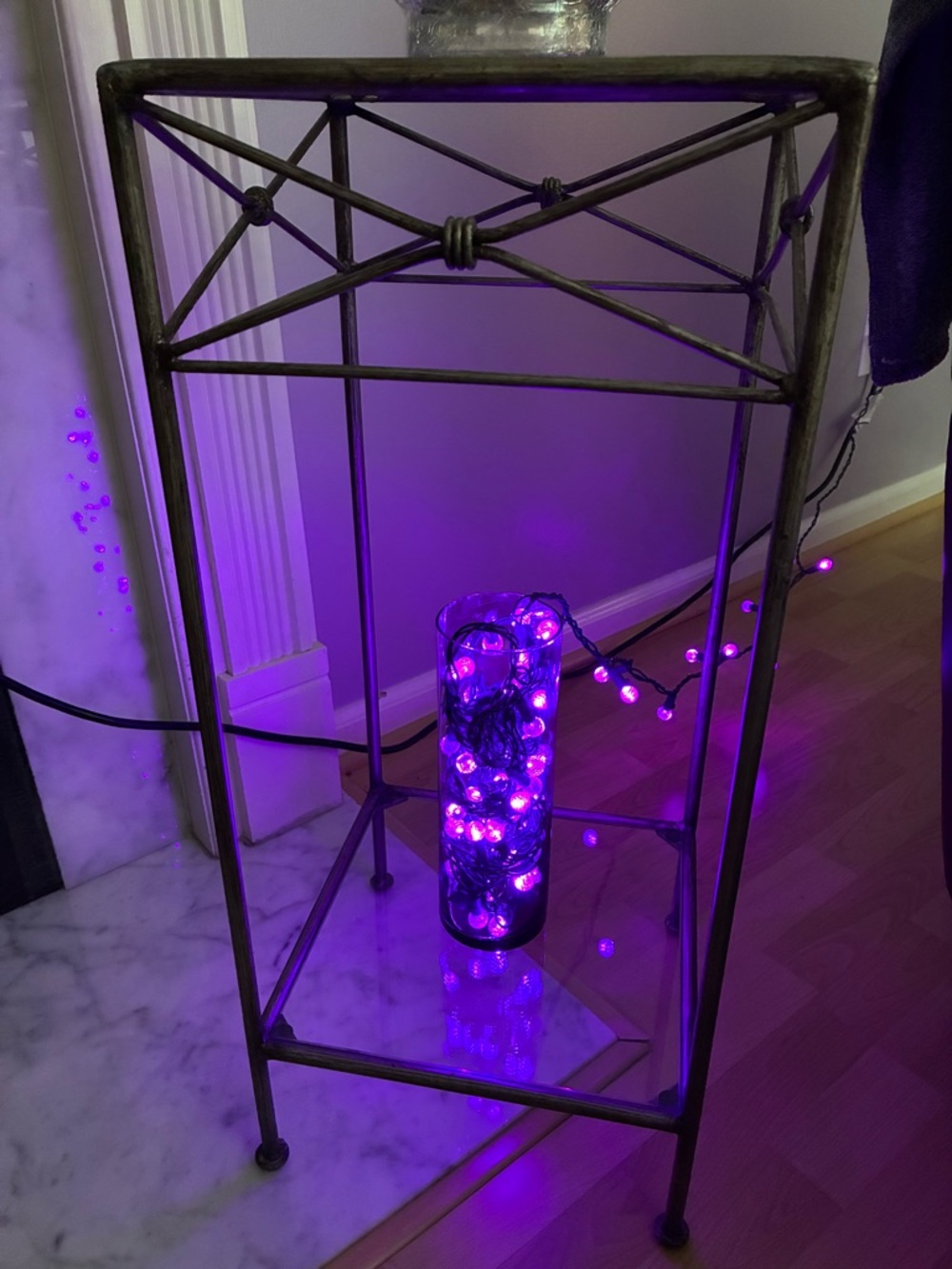 Philips Purple Faceted Sphere 60 Bulb Lights LED Green Holiday Indoor Outdoor